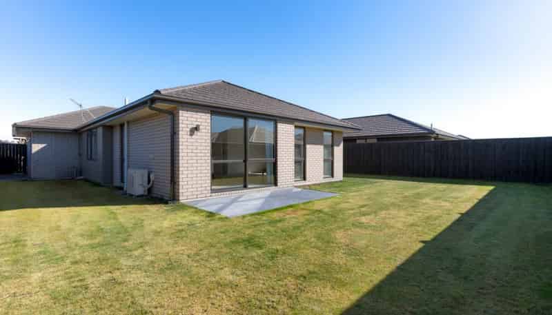 187 Faringdon Boulevard, Rolleston