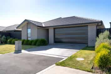 187 Faringdon Boulevard, Rolleston