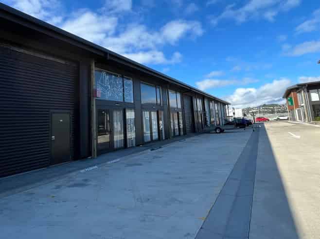 56sqm with roller door