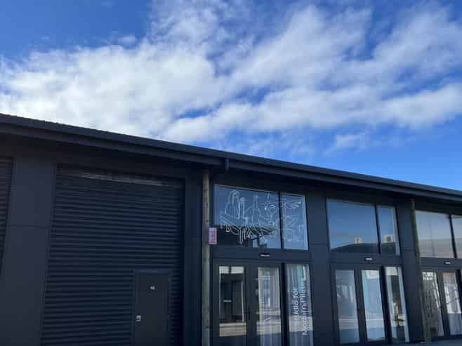 56sqm with roller door