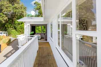 18 Woodland Road, Johnsonville