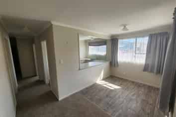 370 Tremaine Avenue, Takaro