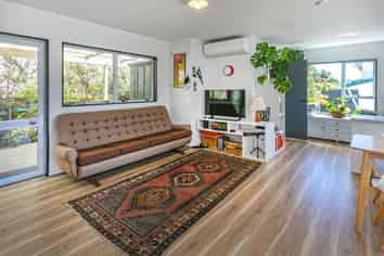 33 Windsor Drive, Tairua