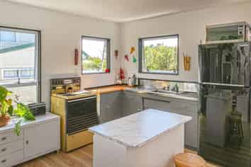 33 Windsor Drive, Tairua