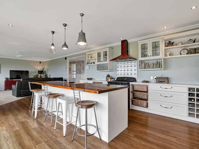 312F Hurford Road, Hurford