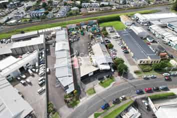 Strong Returns, Passive Industrial Landholding