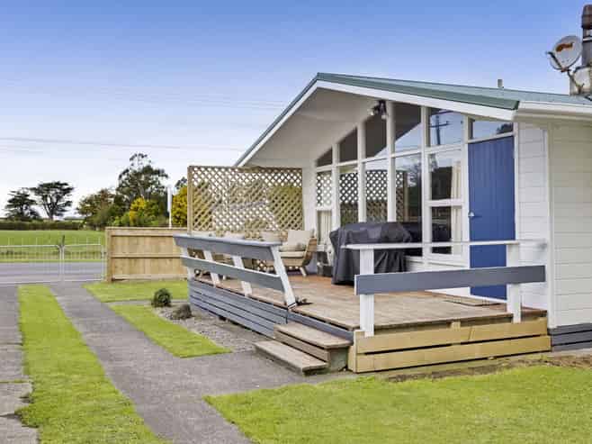 27 Egmont Street, Kaponga