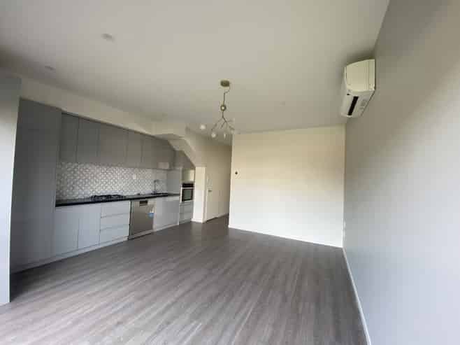 8 Pasla Close, Papakura