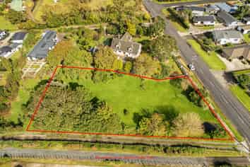 33B Colombo Road, Waiuku