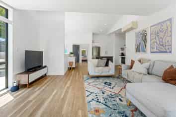 155B Eskdale Road, Birkdale