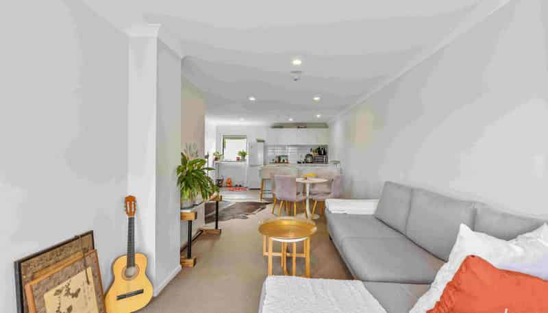 9/46 Carlos Drive, Flat Bush
