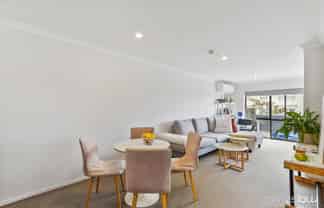 9/46 Carlos Drive, Flat Bush