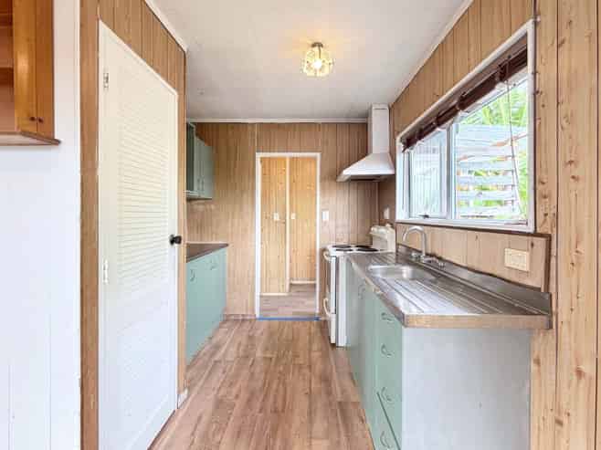 3/9 Robertson Road, Favona