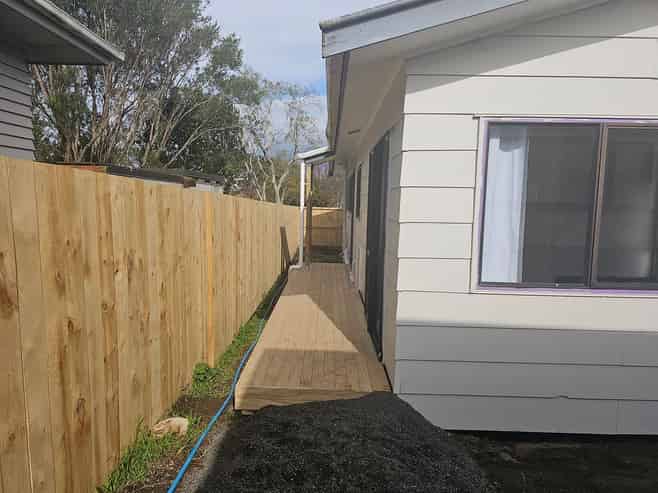 16B Waterview Road West, Takanini