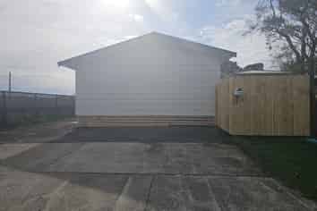 16B Waterview Road West, Takanini