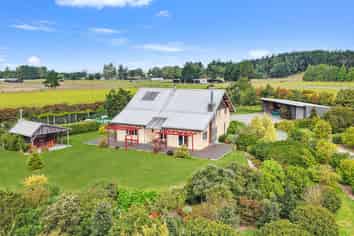 9 Hayfield Terrace, Cust