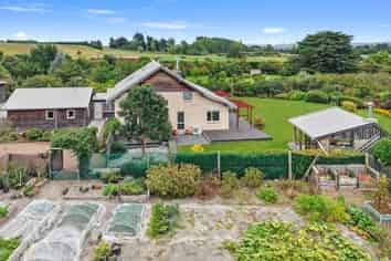 9 Hayfield Terrace, Cust