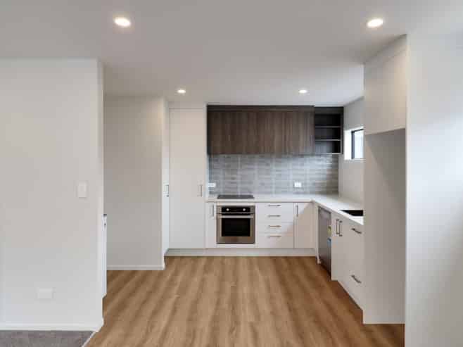 B/137 Whites Line East, Waiwhetu