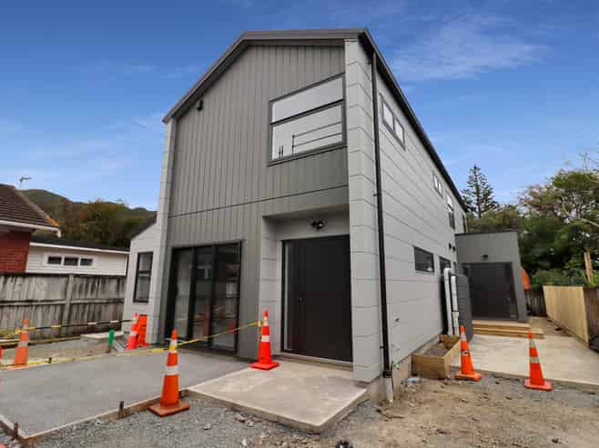 B/137 Whites Line East, Waiwhetu