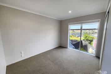 13 Teal Way, Hobsonville