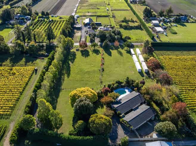 437 Paton Road, Hope