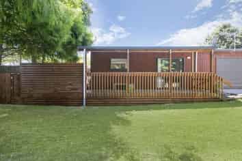 7 Minaret Drive, Bucklands Beach