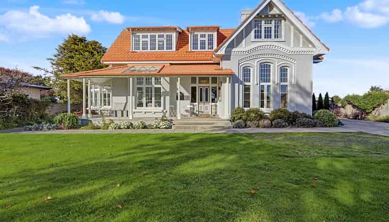 15 Herbert Street, Gladstone