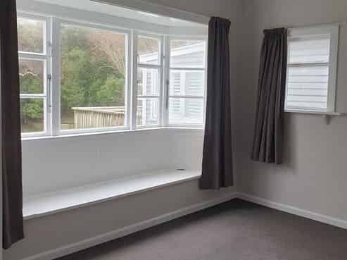 98 Overtoun Terrace, Hataitai