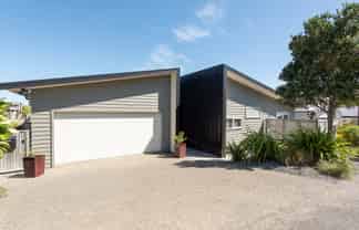 31 Lacebark Lane, Woodridge