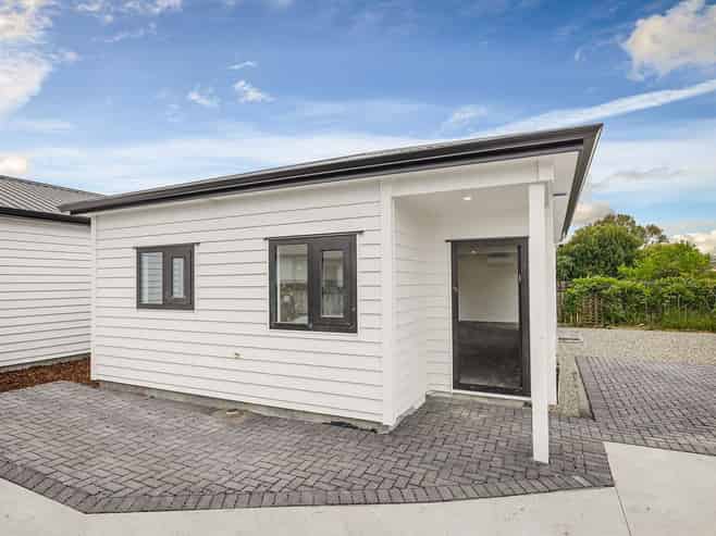 Auckland - Address withheld