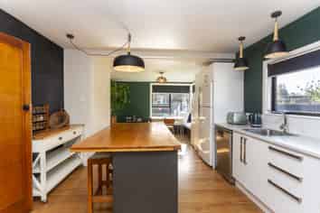 7a Earl Street , Hillsborough