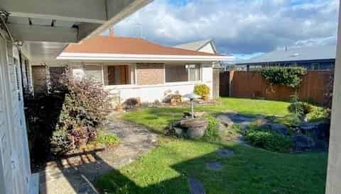 11 Te Hono Street, Maungatapu