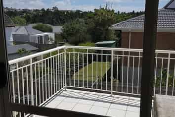 1/16A Kauri Glen Road, Northcote