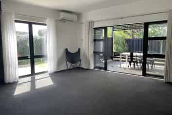 3/13 Alexander Street , Avenues