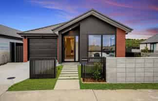 101 John Main Drive, Ramarama