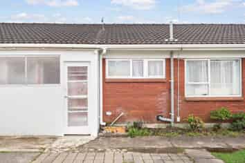 2/118 Lynwood Road, New Lynn