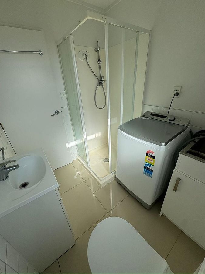 Charming 2 Bedroom Home with excellent location - Ansicht 6