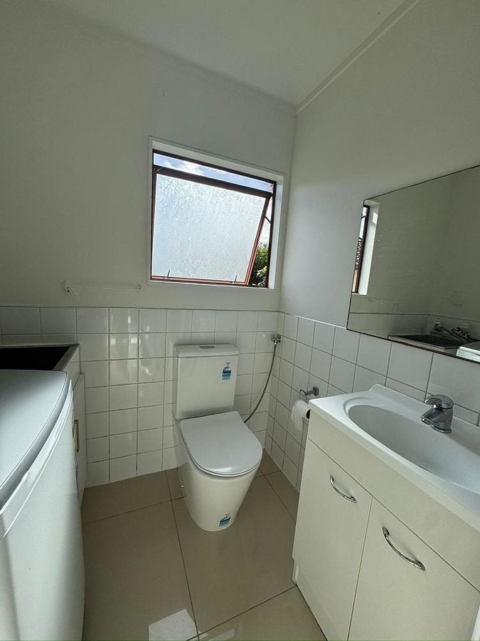 Charming 2 Bedroom Home with excellent location - Ansicht 5