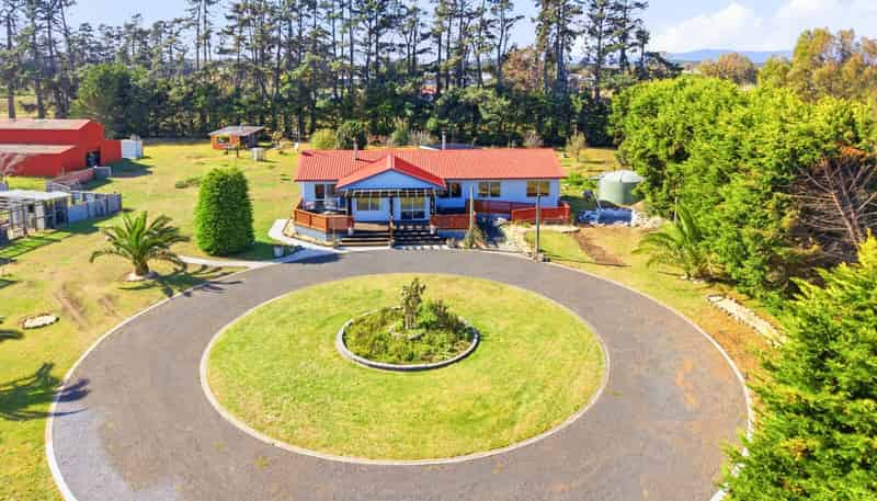 41 Rangiotu Road, Himatangi Beach