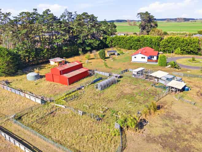 41 Rangiotu Road, Himatangi Beach