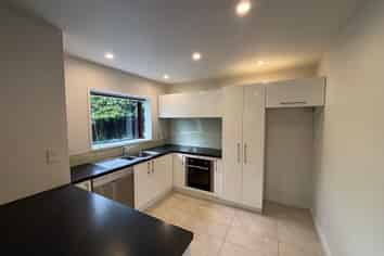 8A Braco Place, Burnside