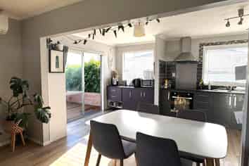 124 Harlech Street, Mayfair