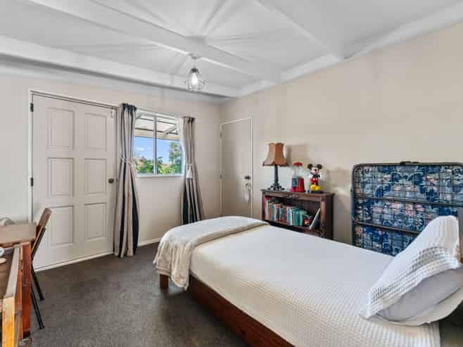 18 Ward Place, Richmond Heights