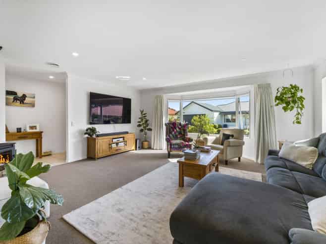 8/45 Kiddle Drive, Hilltop