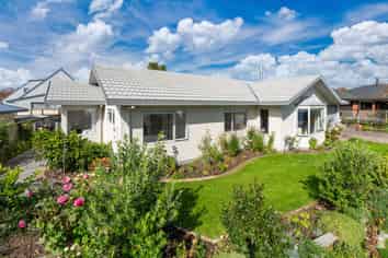 8/45 Kiddle Drive, Hilltop