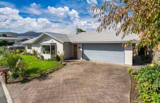 8/45 Kiddle Drive, Hilltop