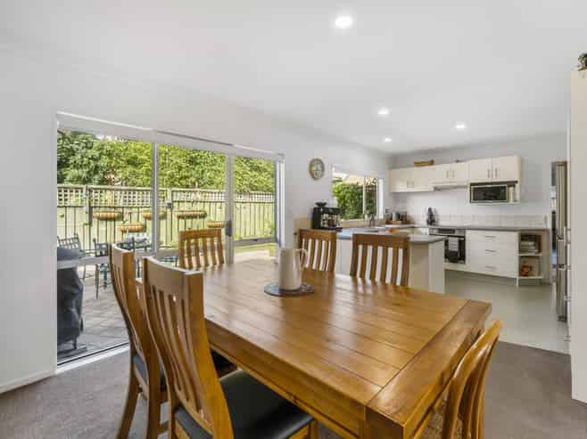 8/45 Kiddle Drive, Hilltop