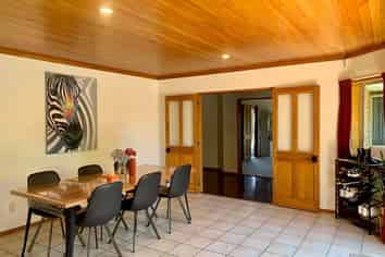 1 Mulberry Lane, Bellevue