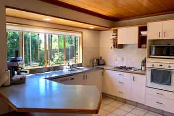 1 Mulberry Lane, Bellevue