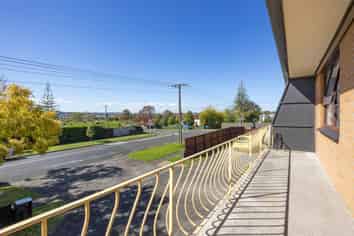 2/2 Northall Road, New Lynn